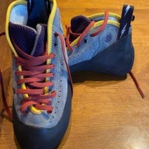 Evolv Astroman Climbing Shoes